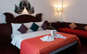 Nicha Suite Hua Hin Hotel